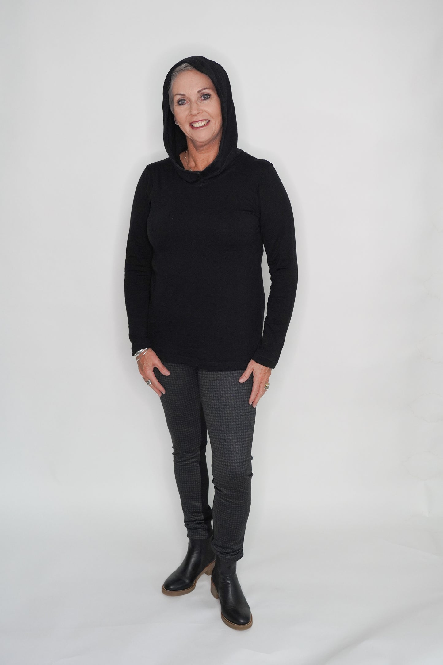 Merino Hooded Baselayer-Black