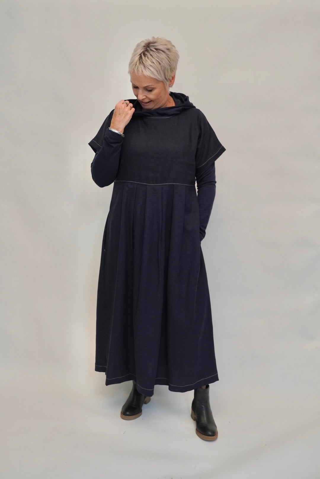 Merino Hooded Baselayer - Navy