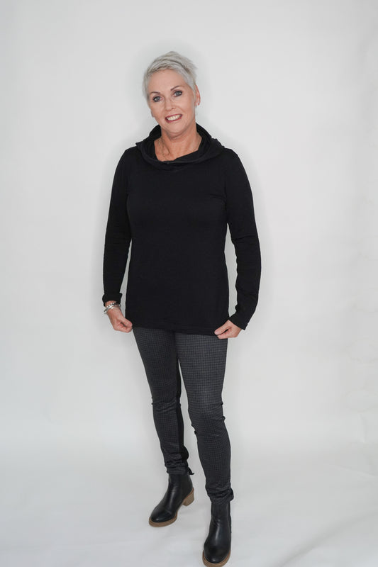 Merino Hooded Baselayer-Black