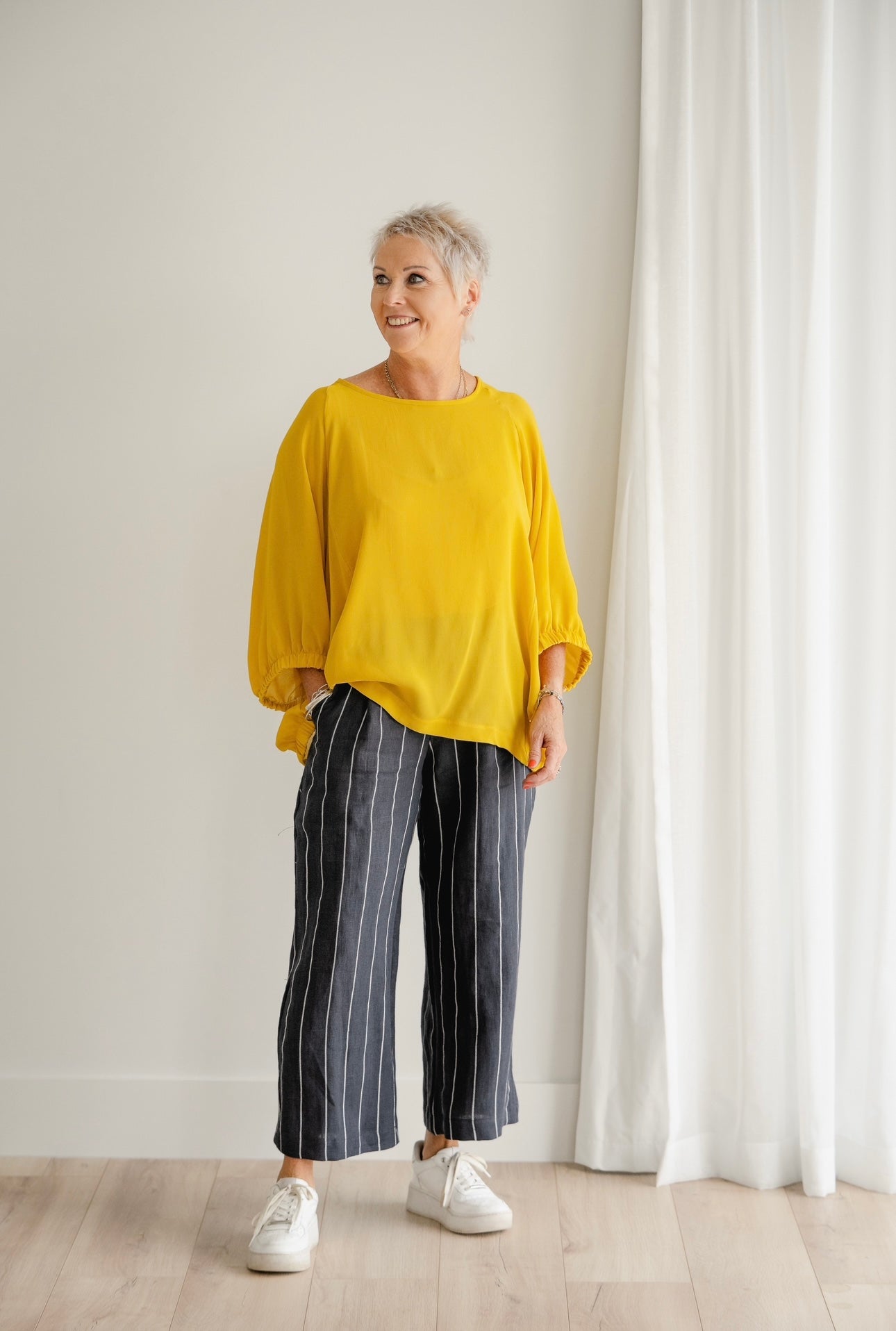 What To Wear With Yellow Pants - What Would V Wear